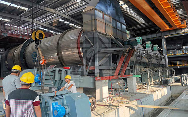 餐廚垃圾烘干機(jī)安裝現(xiàn)場(chǎng)